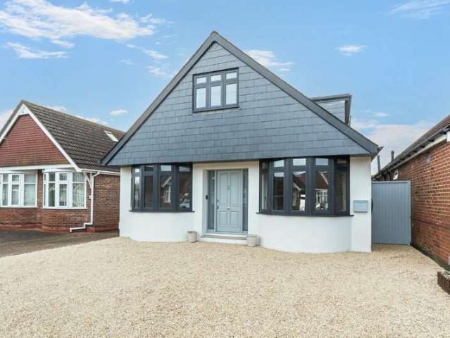 5 Bedroom Detached House