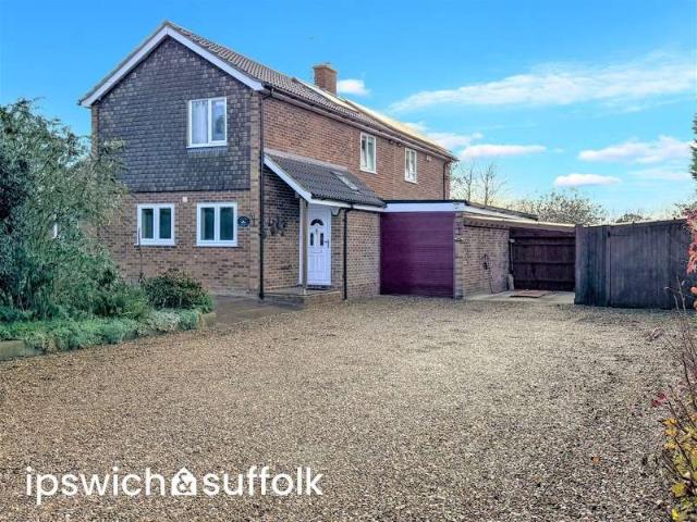 5 Bedroom Detached House