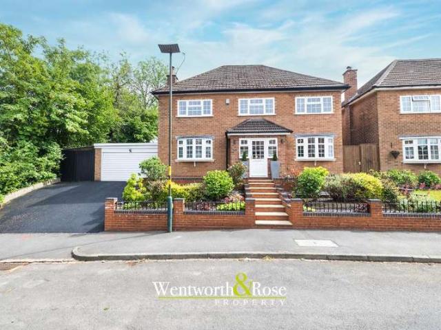 5 Bedroom Detached House