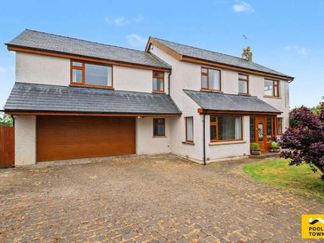5 Bedroom Detached House
