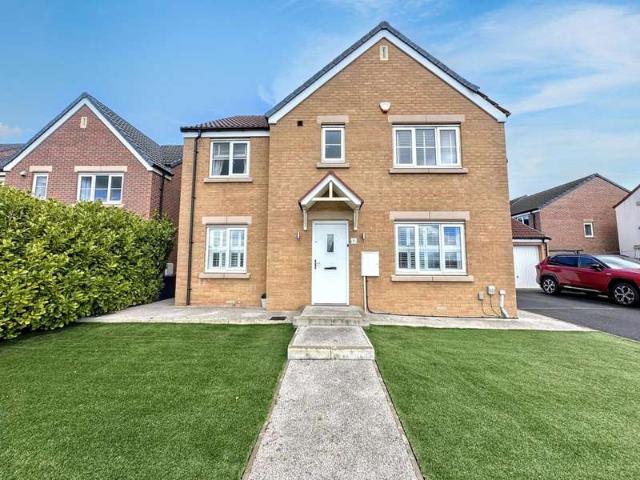 5 Bedroom Detached House