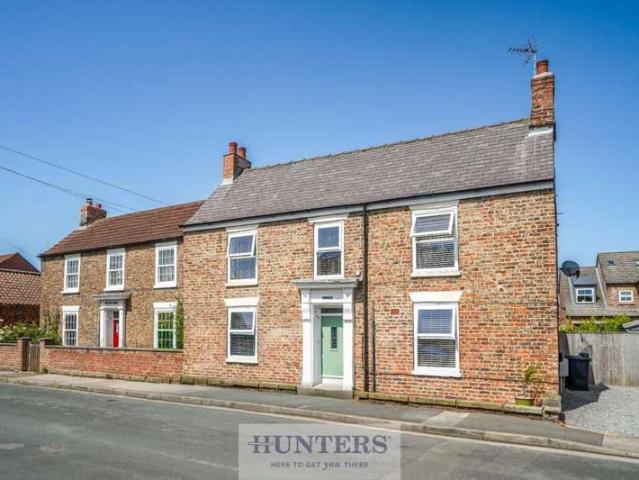 5 Bedroom Detached House
