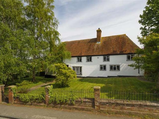 5 Bedroom Detached House