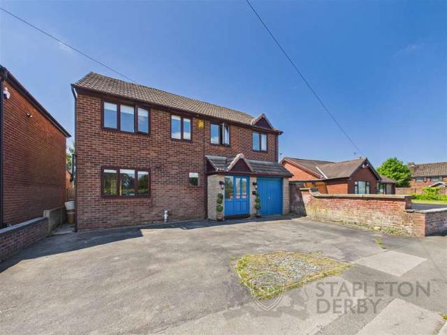 5 Bedroom Detached House