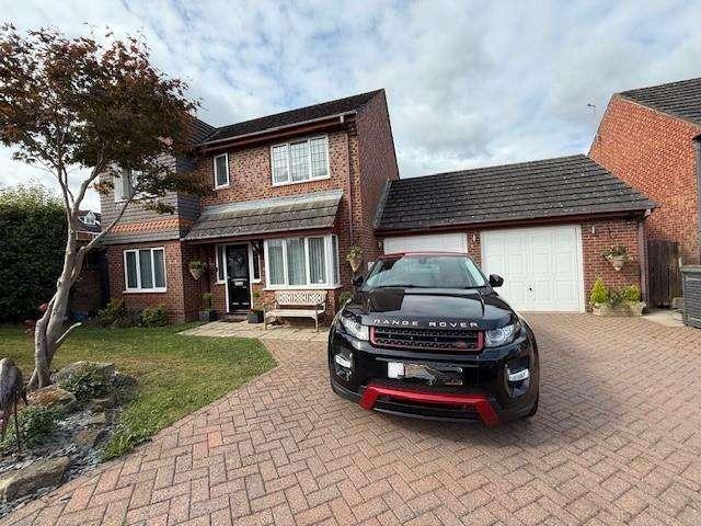5 Bedroom Detached House