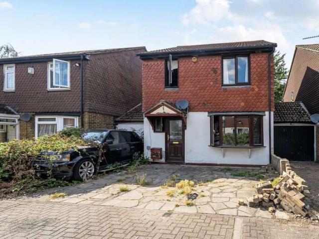 5 Bedroom Detached House