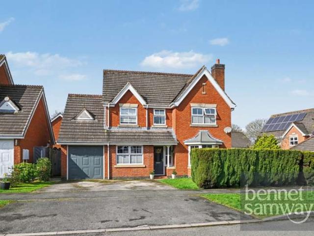 5 Bedroom Detached House