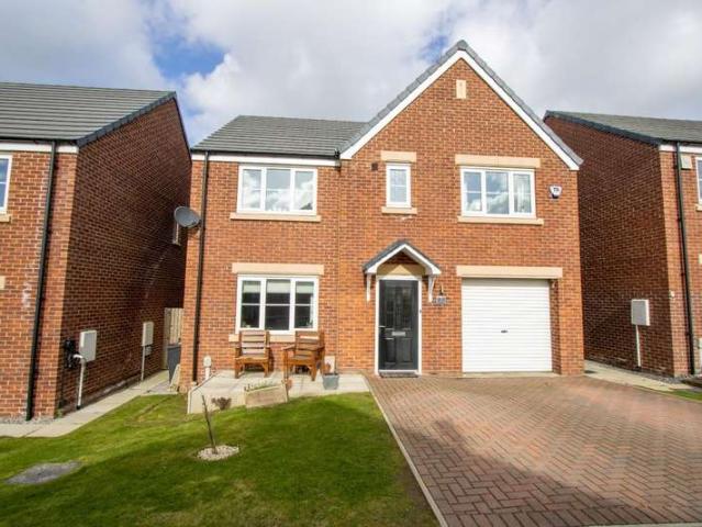 5 Bedroom Detached House