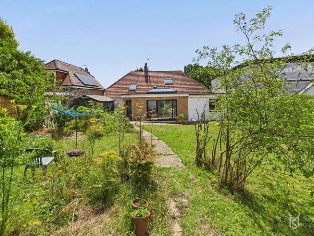 5 Bedroom Detached House