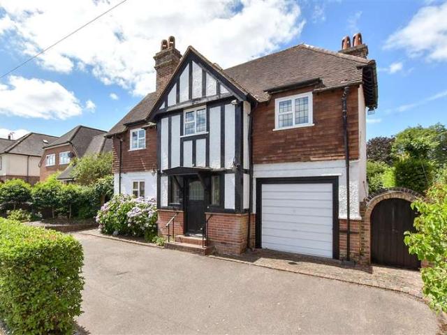 5 Bedroom Detached House