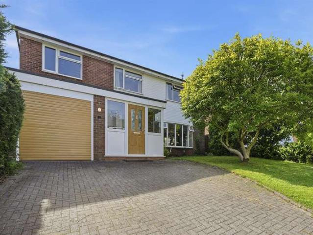 5 Bedroom Detached House