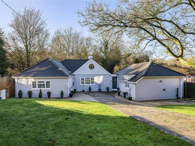 5 Bedroom Detached House
