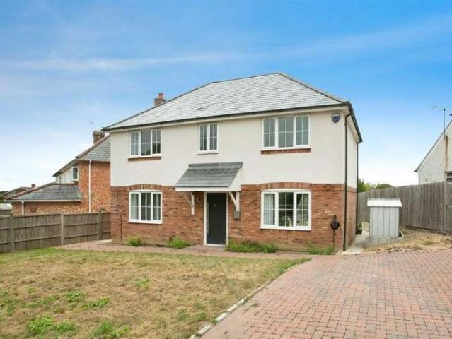 5 Bedroom Detached House