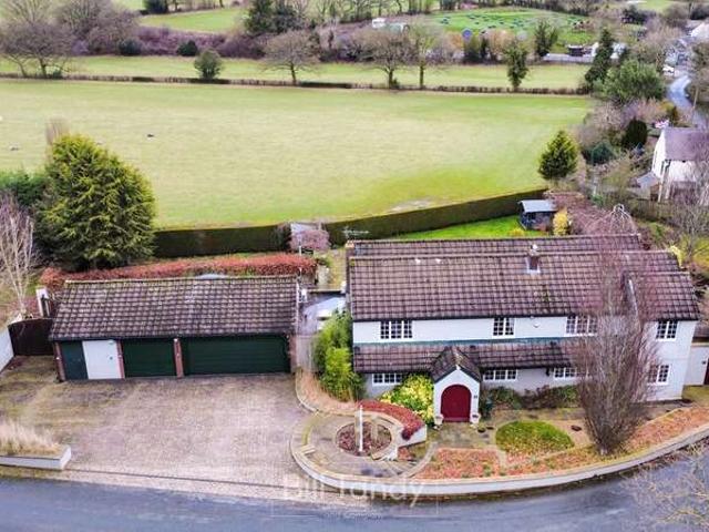 5 Bedroom Detached House