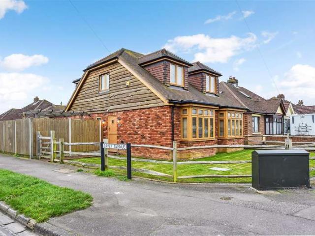 5 Bedroom Detached House
