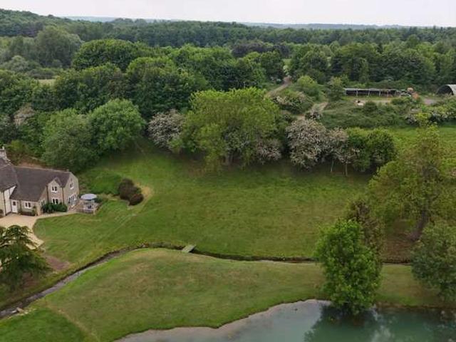 5 Bedroom Detached House