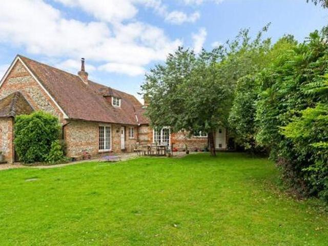 5 Bedroom Detached House For Rent In Andover, Hampshire