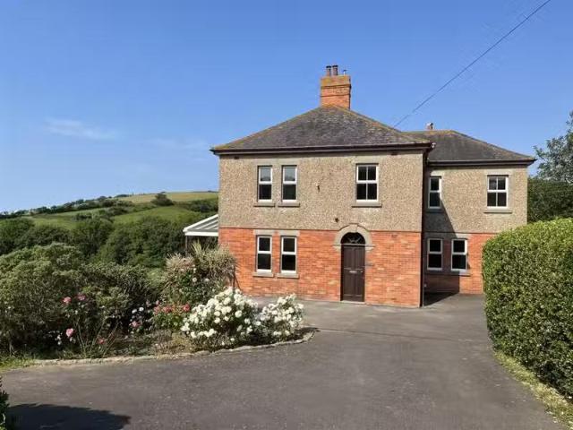 5 bedroom detached house for rent in Eype, Bridport, Dorset, DT6