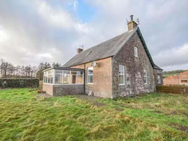 5 bedroom detached house for rent in Kinnordy, Kirriemuir, Ang.