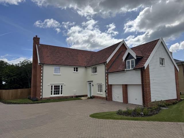 5 bedroom detached house for sale