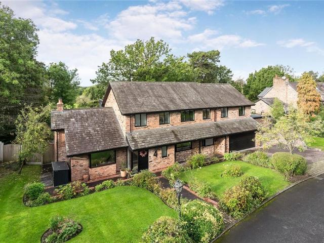 5 bedroom detached house for sale