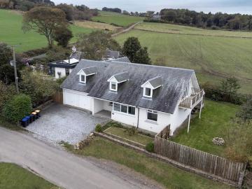 House for sale in Heathryfold Circle AB16 Aberdeen - Parking