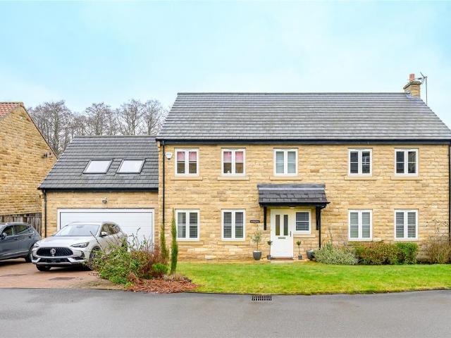5 bedroom detached house for sale