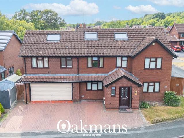 5 bedroom detached house for sale