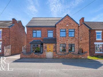 5 bedroom detached house for sale