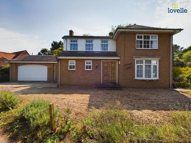 5 bedroom detached house for sale
