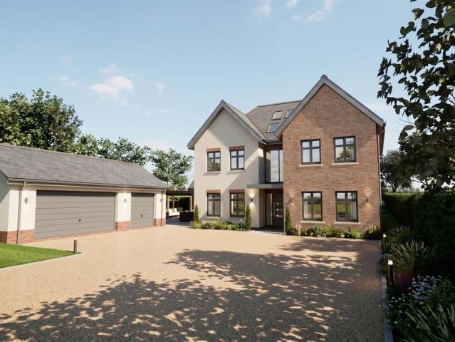 5 bedroom detached house for sale