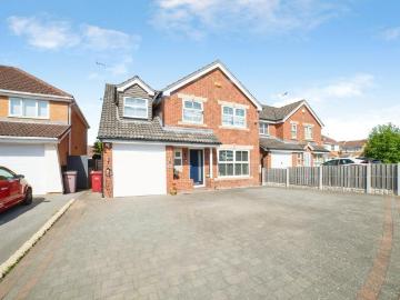 5 bedroom detached house for sale