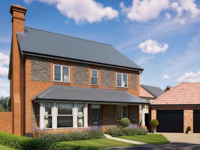 5 bedroom detached house for sale