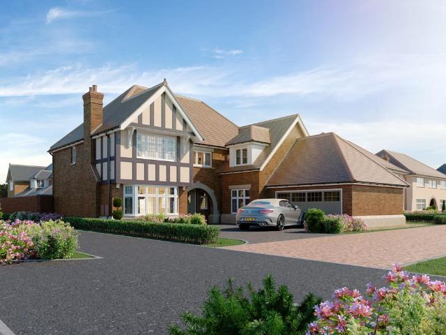 5 bedroom detached house for sale