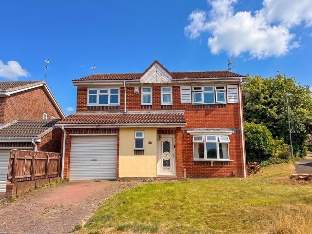 5 bedroom detached house for sale