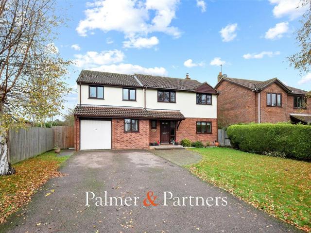 5 bedroom detached house for sale