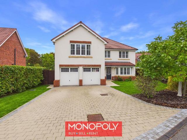 5 bedroom detached house for sale