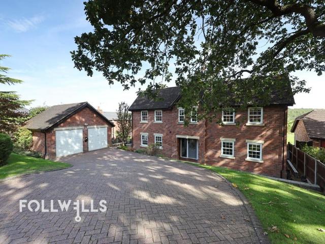 5 bedroom detached house for sale