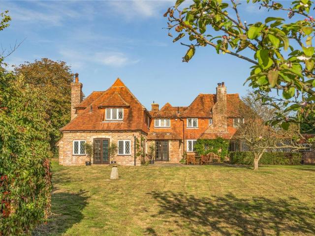 5 bedroom detached house for sale