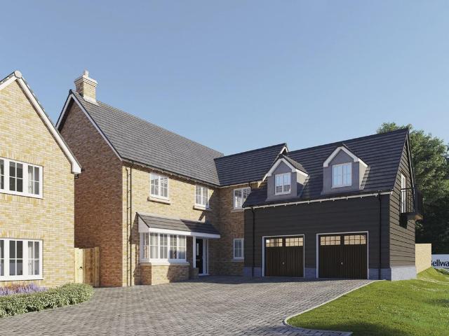 5 bedroom detached house for sale