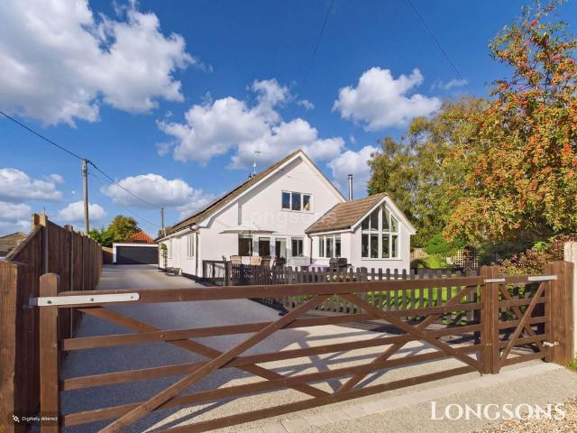 5 bedroom detached house for sale