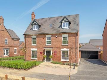 5 bedroom detached house for sale