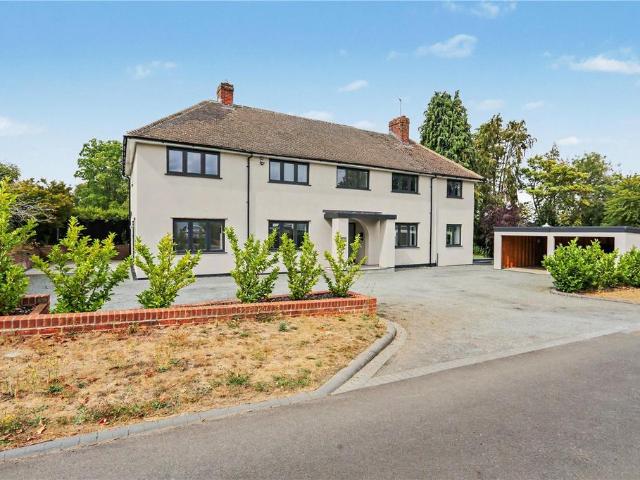 5 bedroom detached house for sale