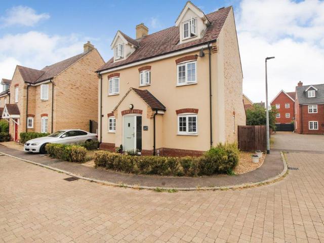 5 bedroom detached house for sale