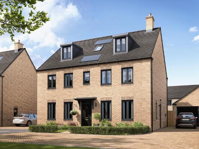 5 bedroom detached house for sale