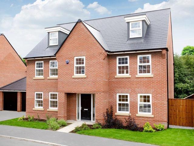 5 bedroom detached house for sale