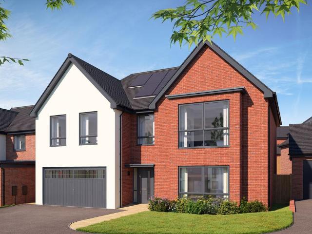 5 bedroom detached house for sale