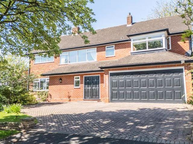 5 bedroom detached house for sale