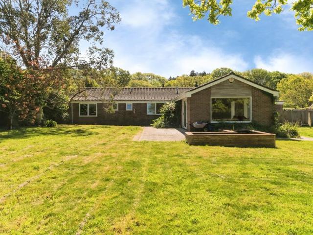 5 bedroom bungalow for sale