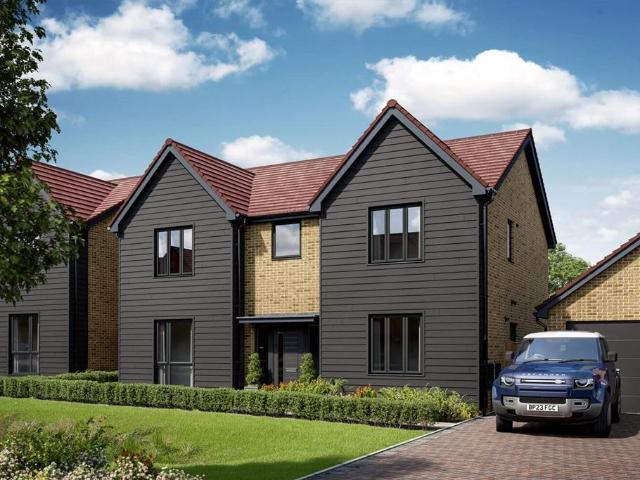 5 bedroom detached house for sale